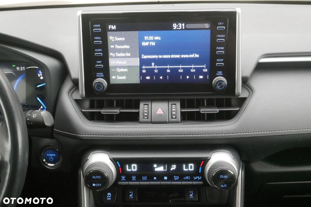 Toyota RAV4 - 10
