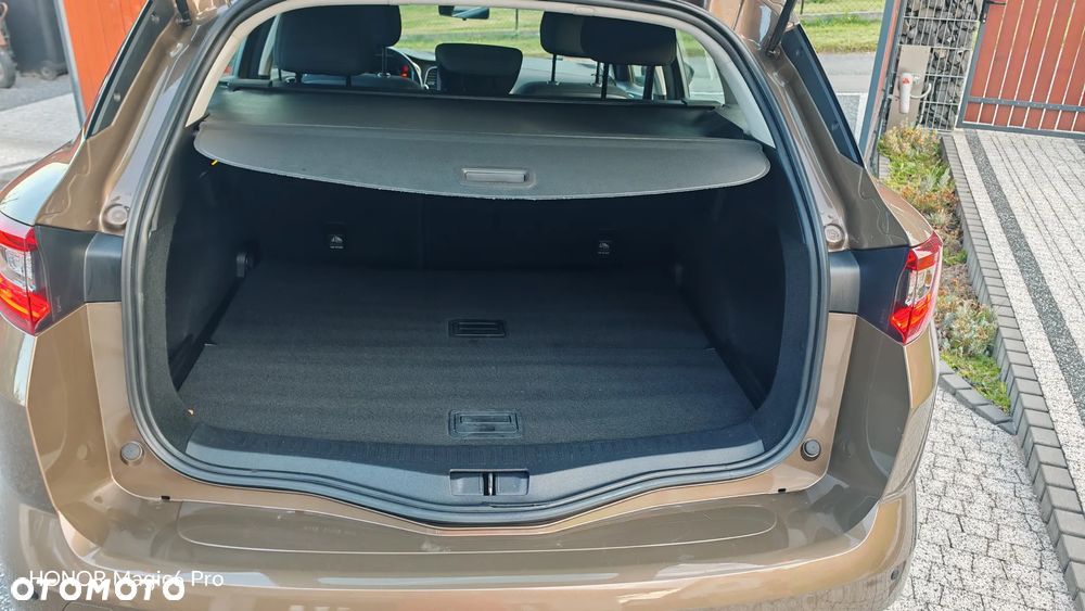 Renault Megane 1.2 Energy TCe Zen - 24