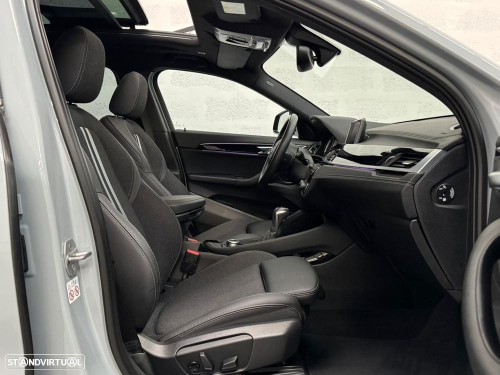 BMW X2 25 e xDrive Pack M - 33