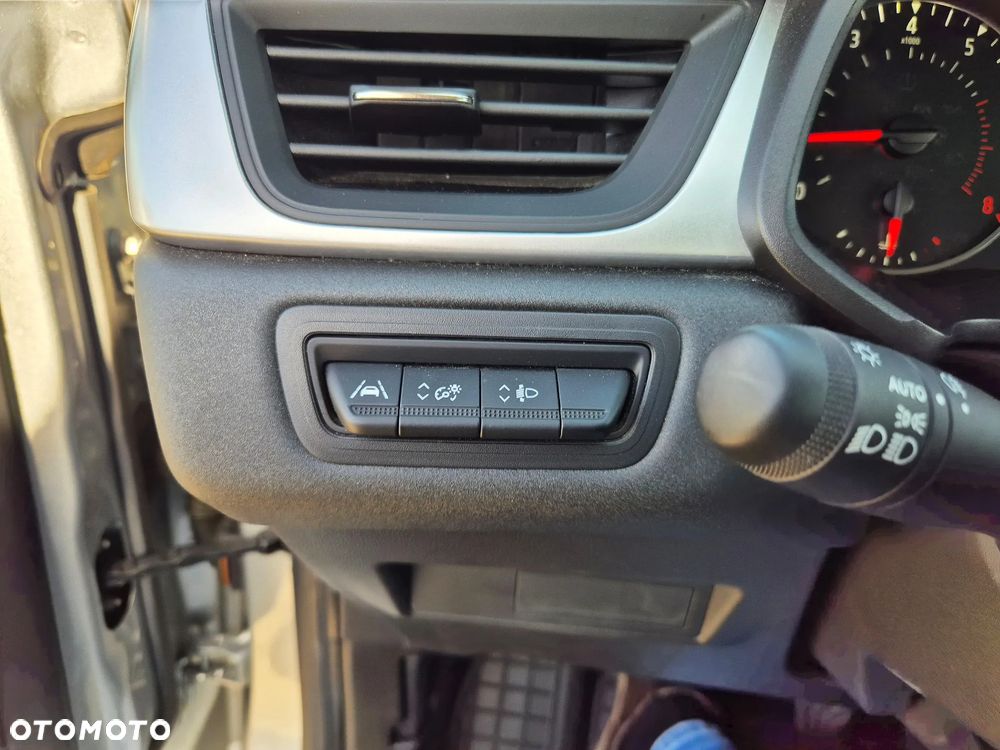 Renault Captur 1.0 TCe Techno - 27