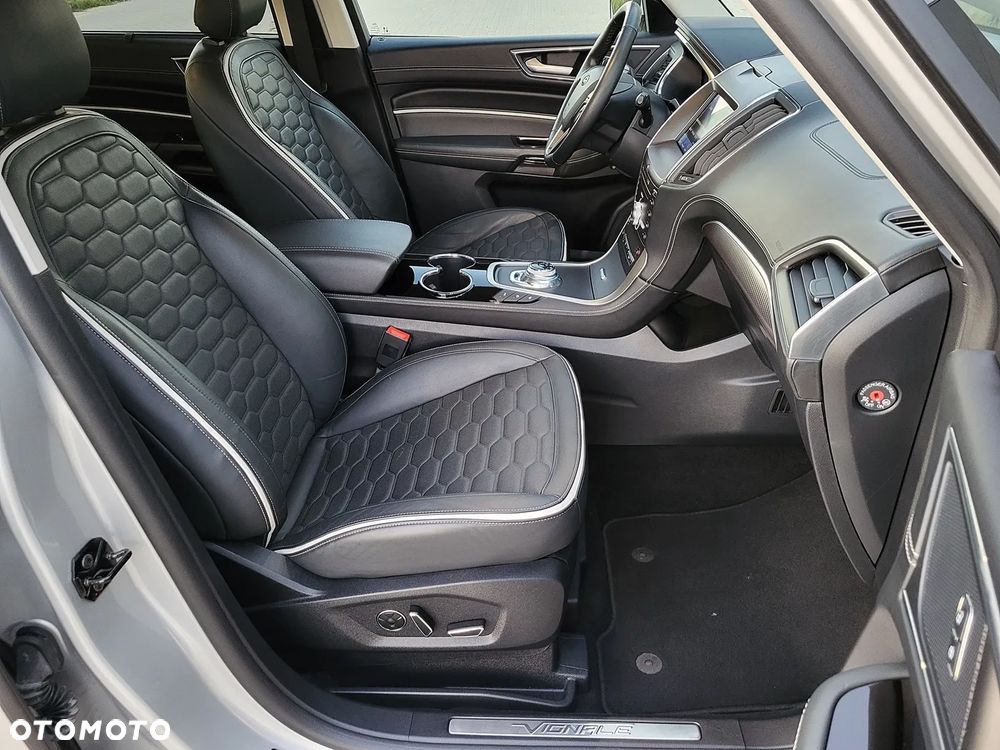Ford S-Max - 24