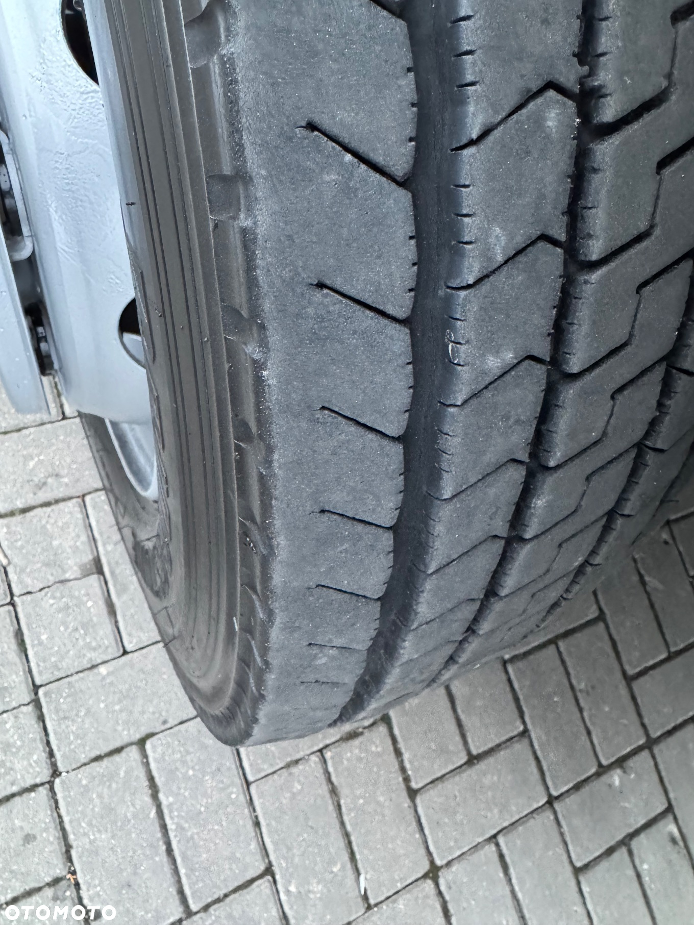 Mercedes-Benz ATEGO - 32