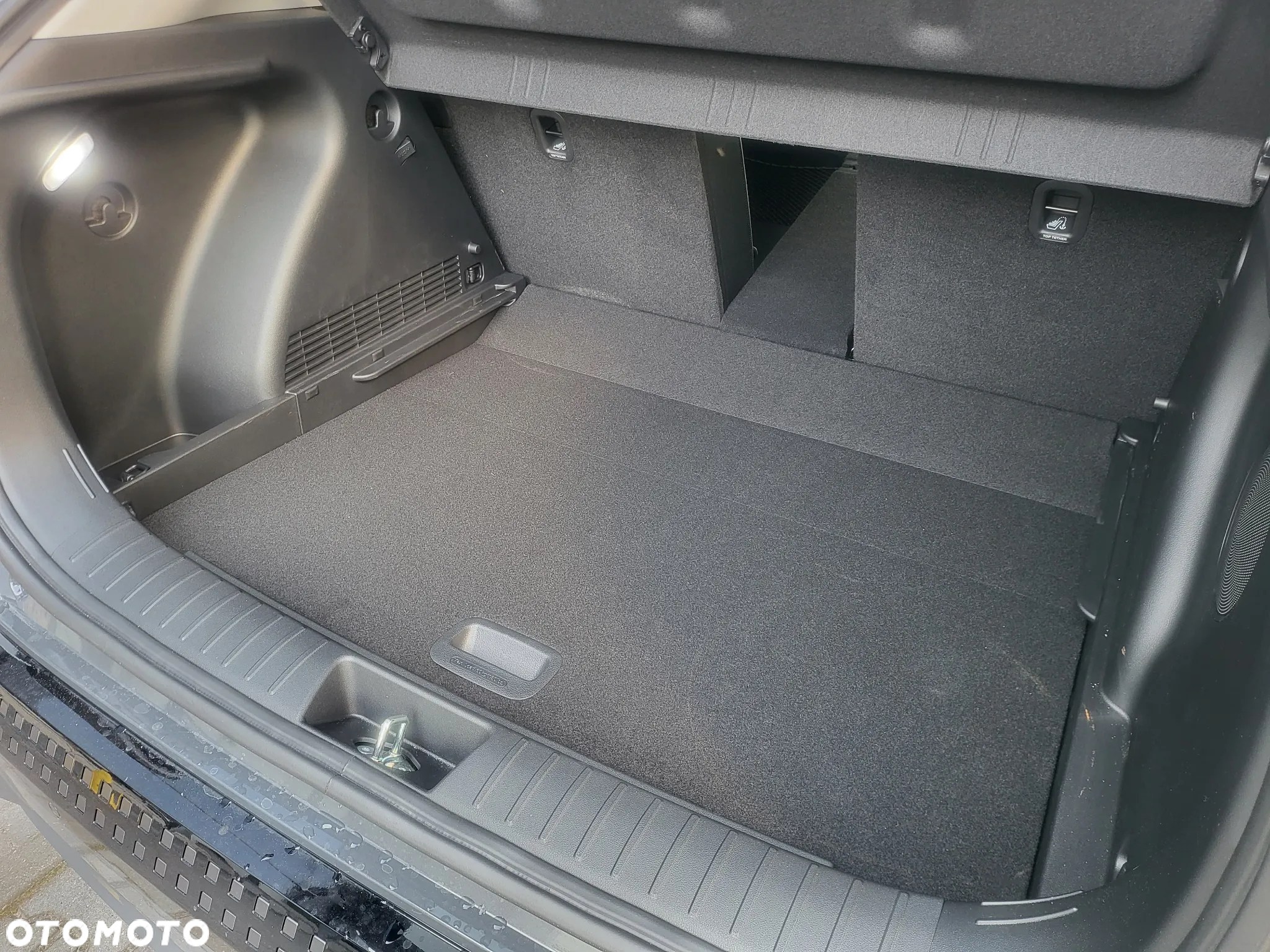 Hyundai Kona Electric 65kWh Platinum - 37