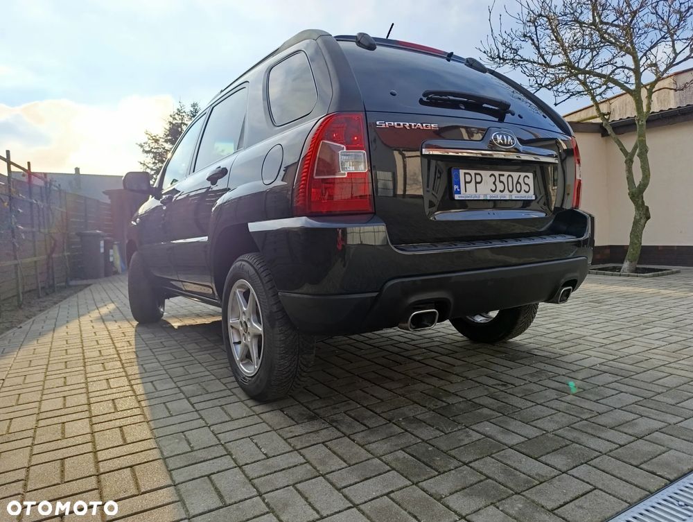 Kia Sportage 2.0 2WD Cup - 32