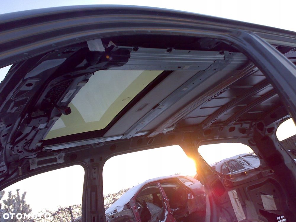 dodge durango 2014 - dach relingi szyberdach podsufitka kpl. kolor pdm - 2
