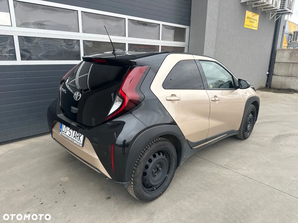 Toyota Aygo X 1.0 VVT-i Selection CVT - 8