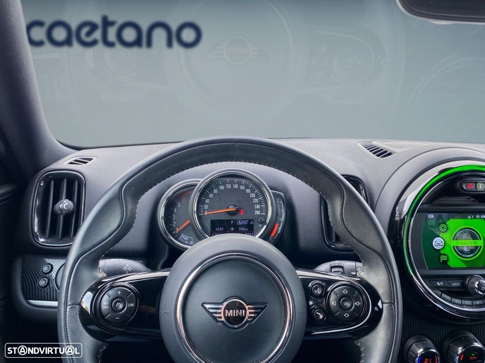 MINI Countryman Cooper D Classic Auto - 6