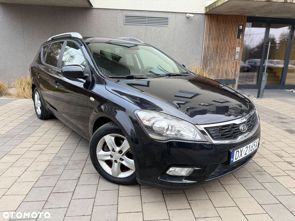 Kia Ceed - 17