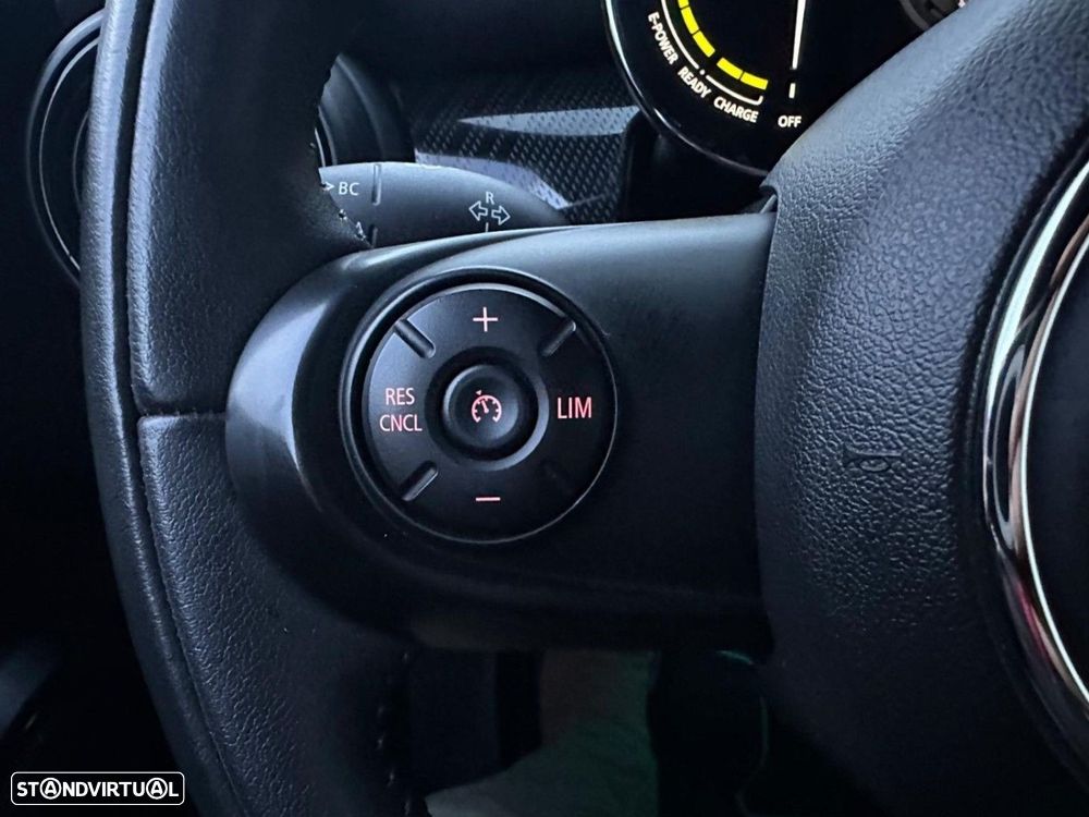 MINI 3 Portas Cooper SE - 31