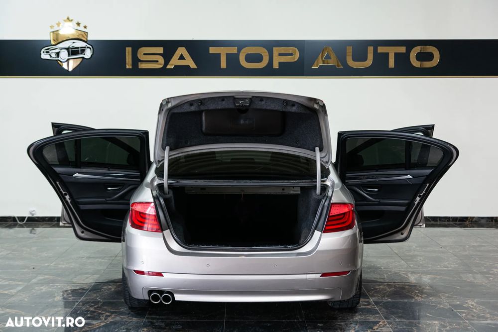 BMW Seria 5 525d xDrive - 3