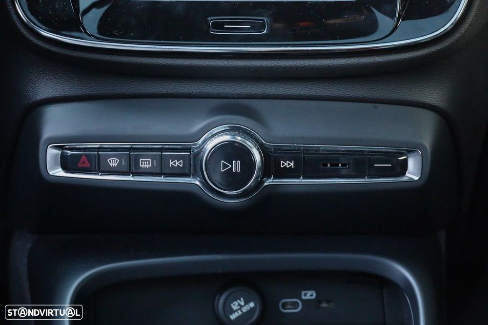 Volvo XC 40 Recharge Twin Pro - 22