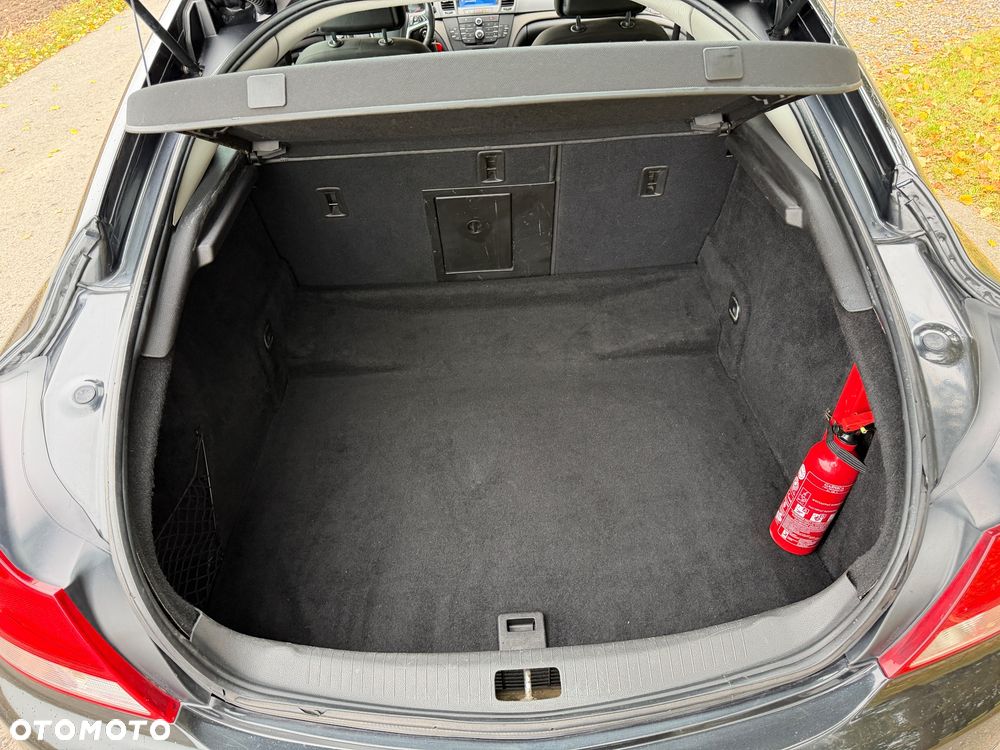 Opel Insignia - 17