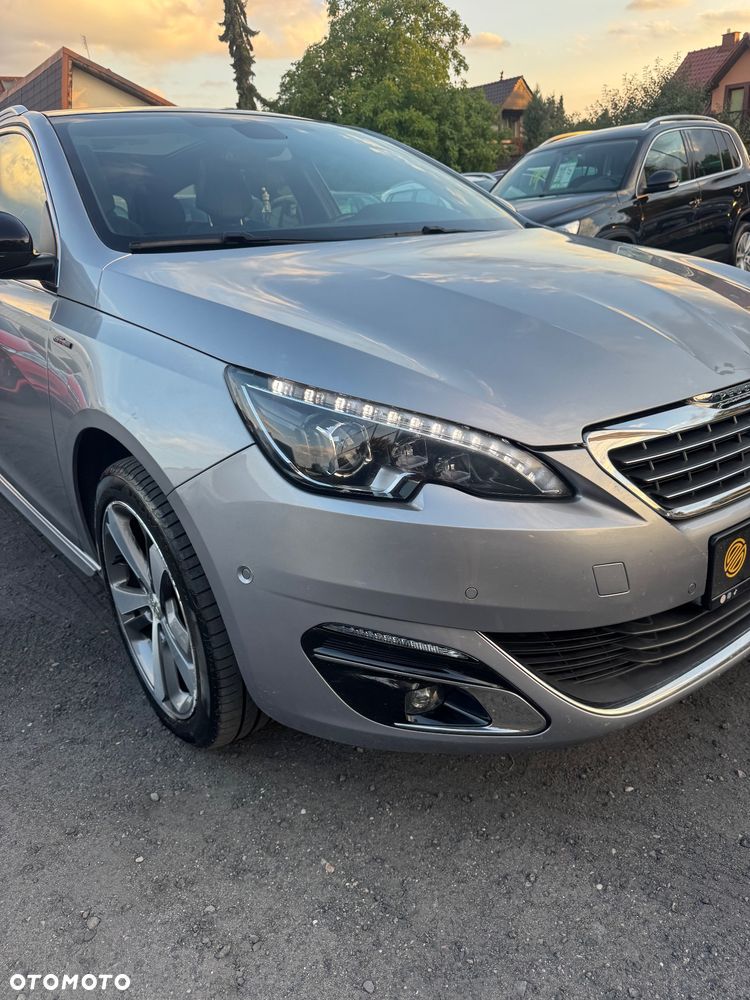 Peugeot 308 - 11