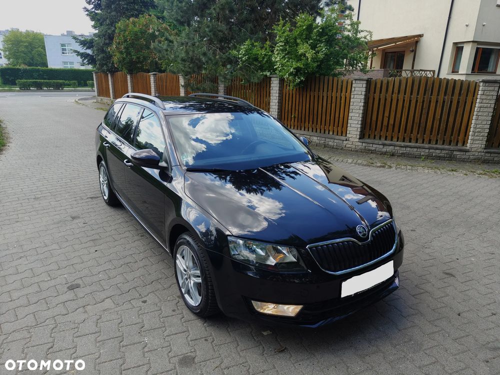 Skoda Octavia 2.0 TDI Premium Edition - 2