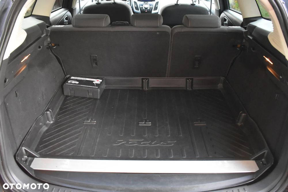 Ford Focus 1.6 EcoBoost Titanium - 22