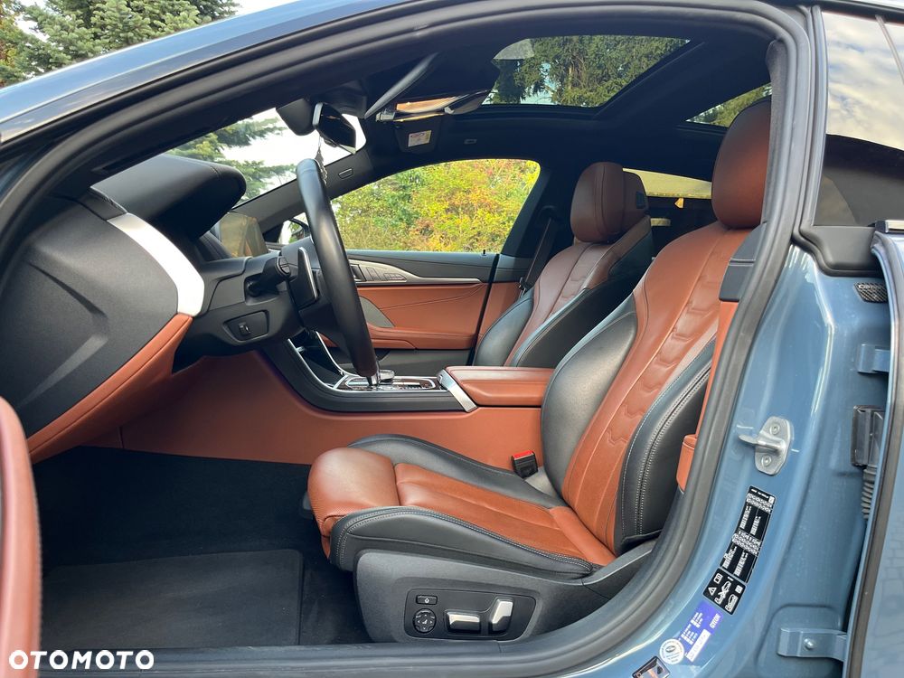 BMW Seria 8 840d xDrive - 13