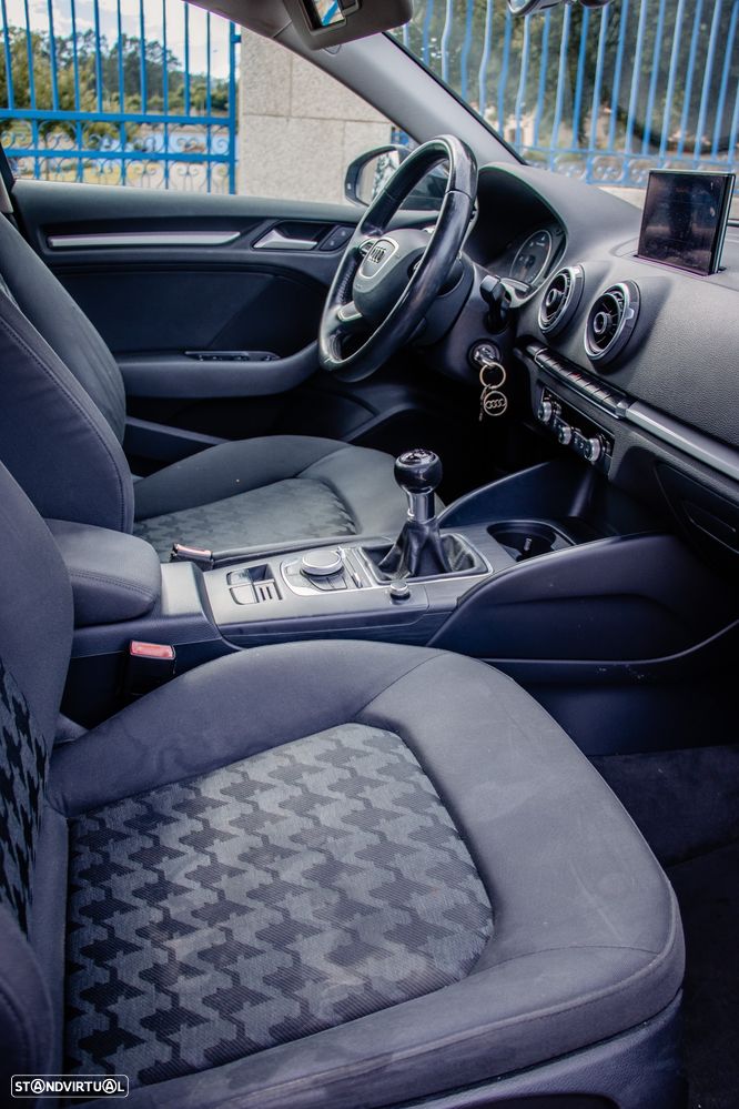 Audi A3 Sportback - 17