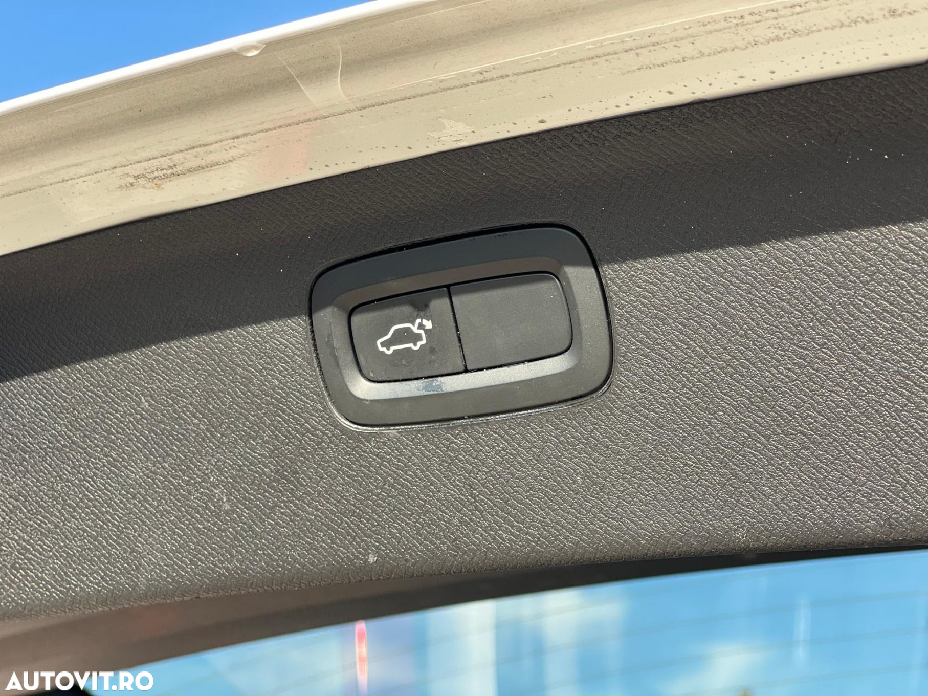 Volvo XC 90 T8 AWD Recharge Geartronic Inscription Expression - 27