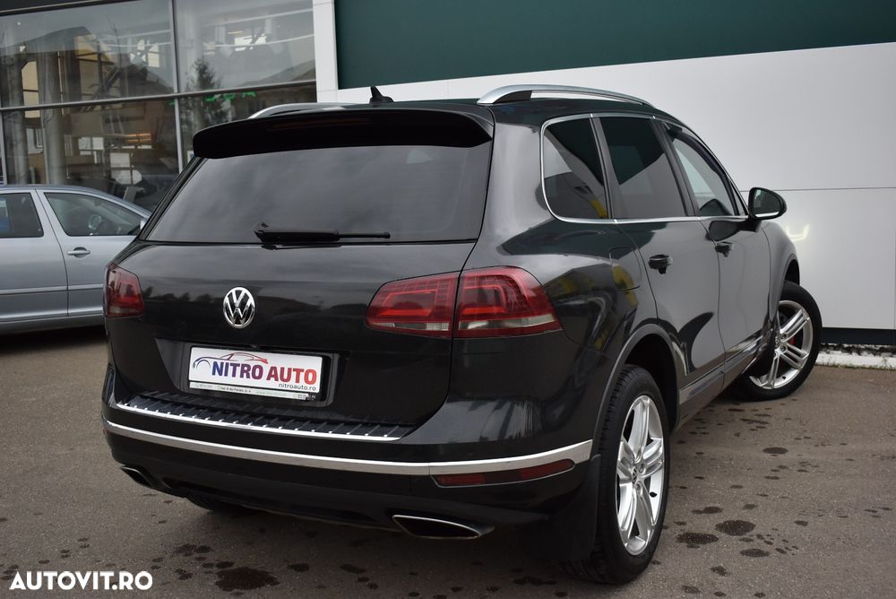 Volkswagen Touareg V6 TDI BMT Supreme Plus - 9