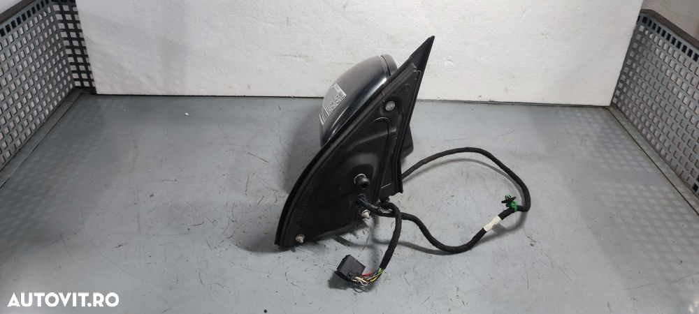 Oglinda dreapta mic defect volkswagen vw golf 6 hatchback an 2010 cod culoare LA9W - 6
