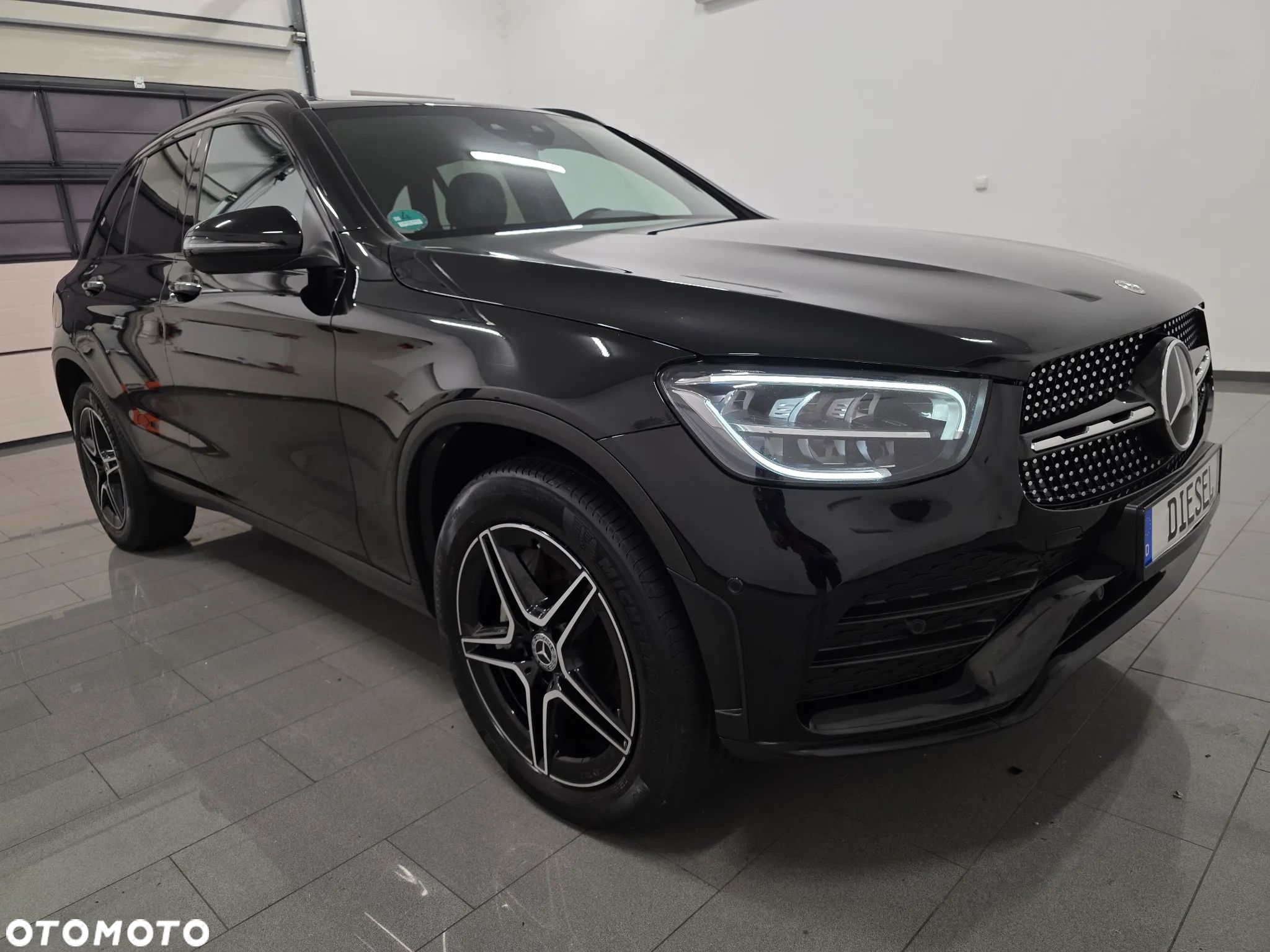 Mercedes-Benz GLC 300 d 4Matic 9G-TRONIC AMG Line Plus - 1