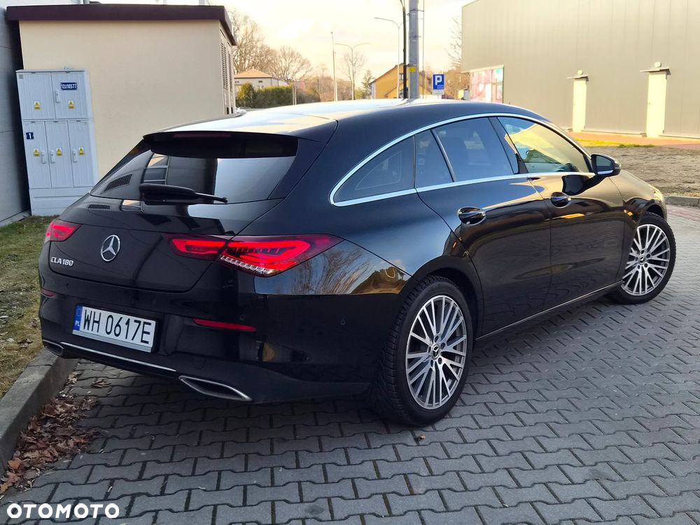 Mercedes-Benz CLA 180 Progressive 7G-DCT - 32