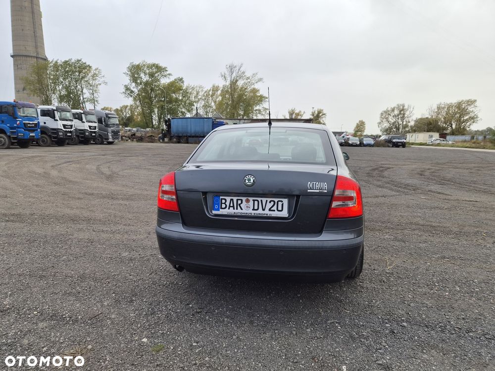 Skoda Octavia - 5