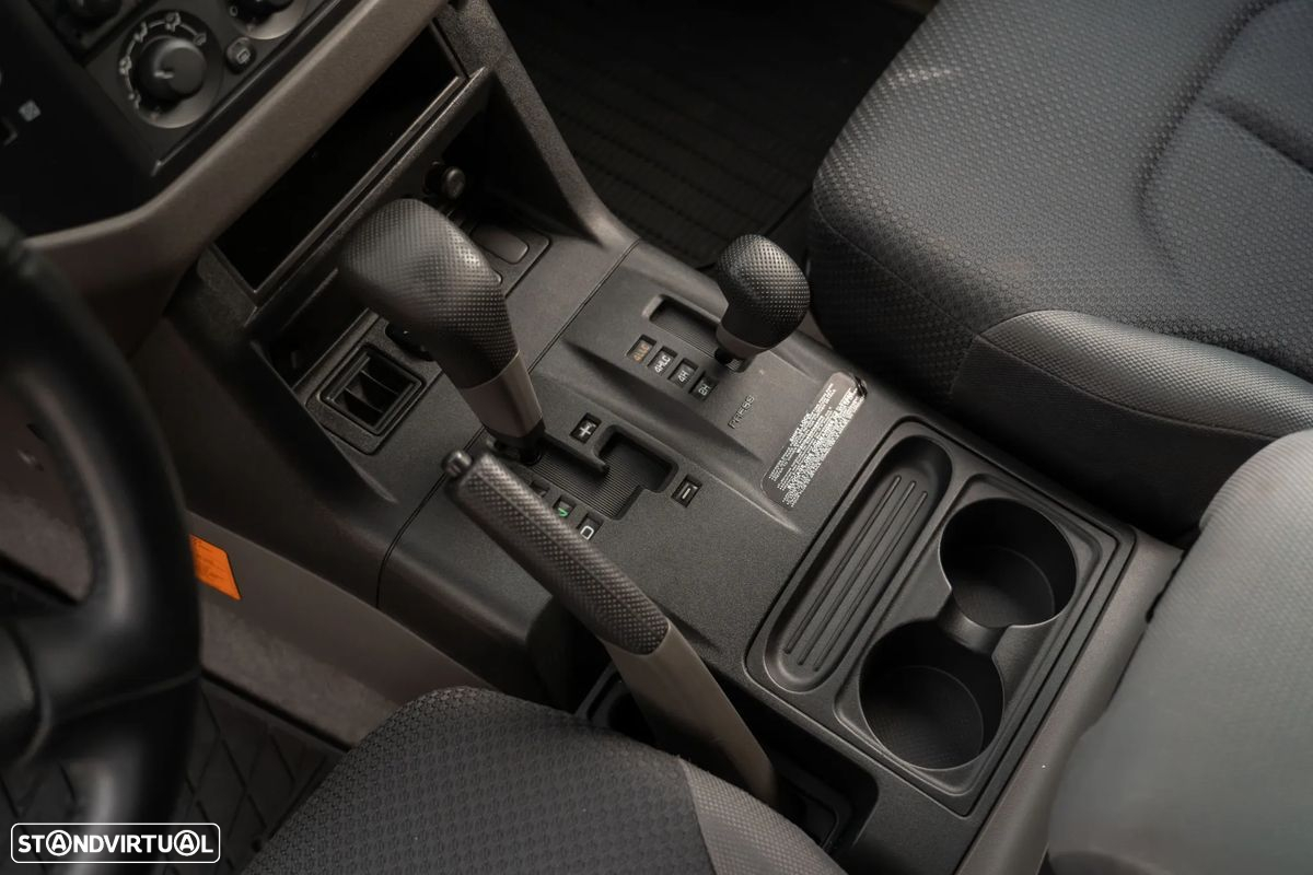 Mitsubishi Pajero 3.2 DI-D GLS ABS+CA - 17
