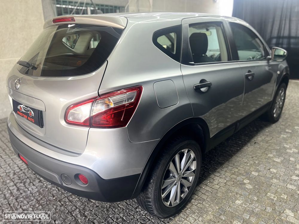 Nissan Qashqai 1.6 Visia - 4