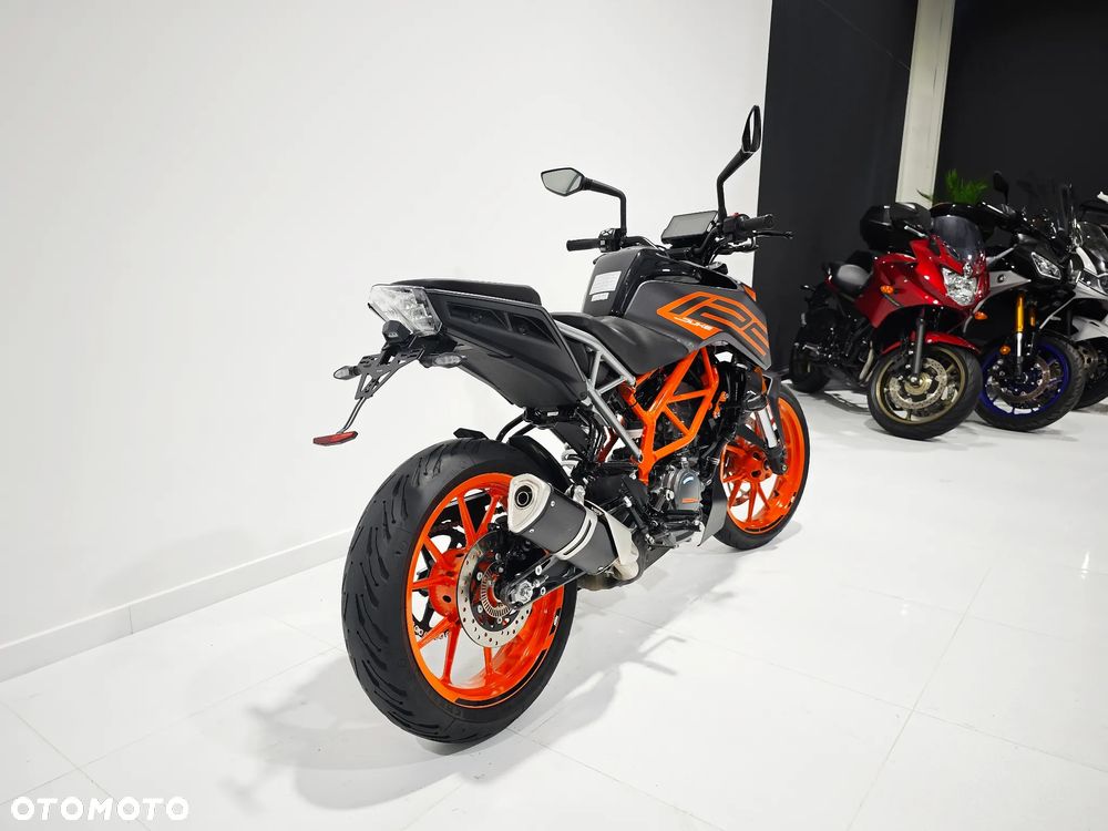 KTM Duke - 10