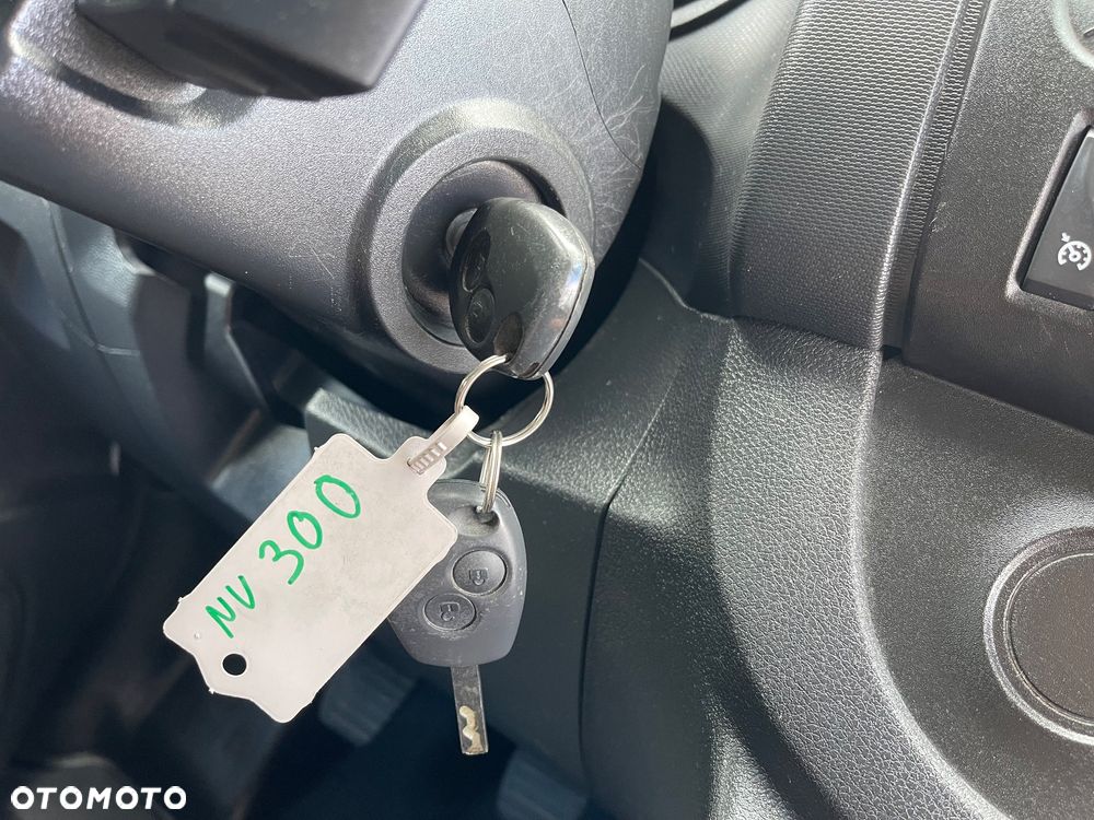 Nissan NV300 - 31
