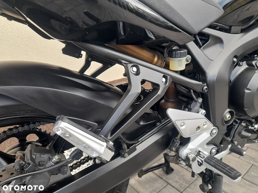 Yamaha FZ6 - 37