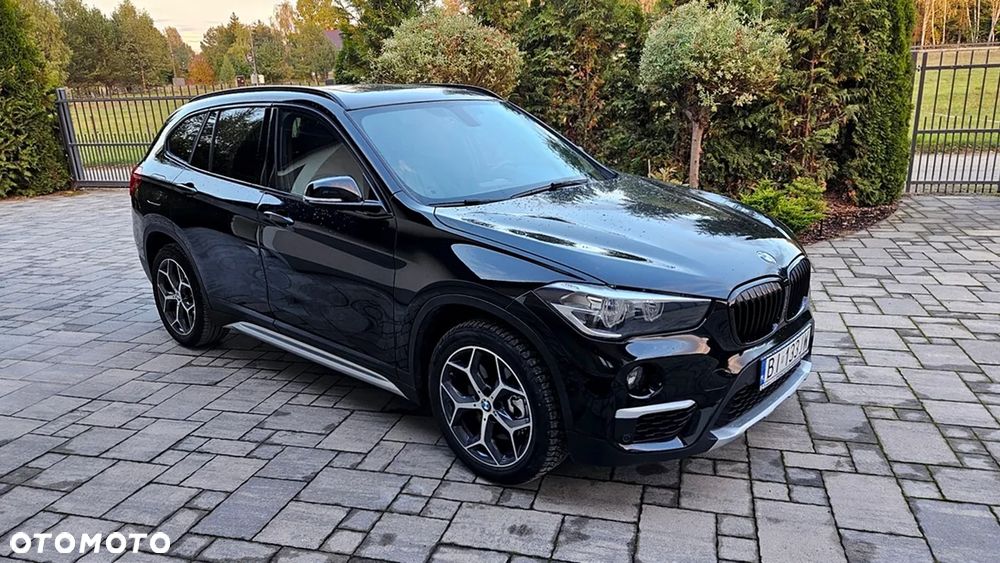 BMW X1 xDrive25i Advantage sport - 11