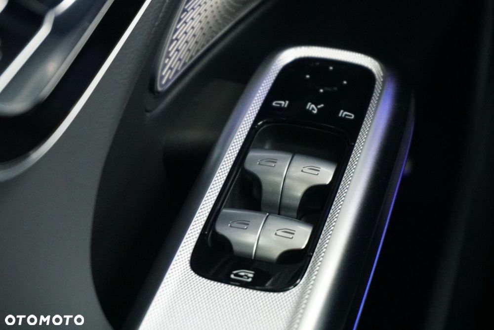 Mercedes-Benz Klasa E 220 d mHEV 4-Matic AMG 9G-Tronic - 18