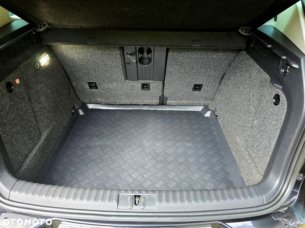 Volkswagen Tiguan 2.0 TDI DPF 4Motion BlueMotion Technology DSG Cup Sport & Style - 16