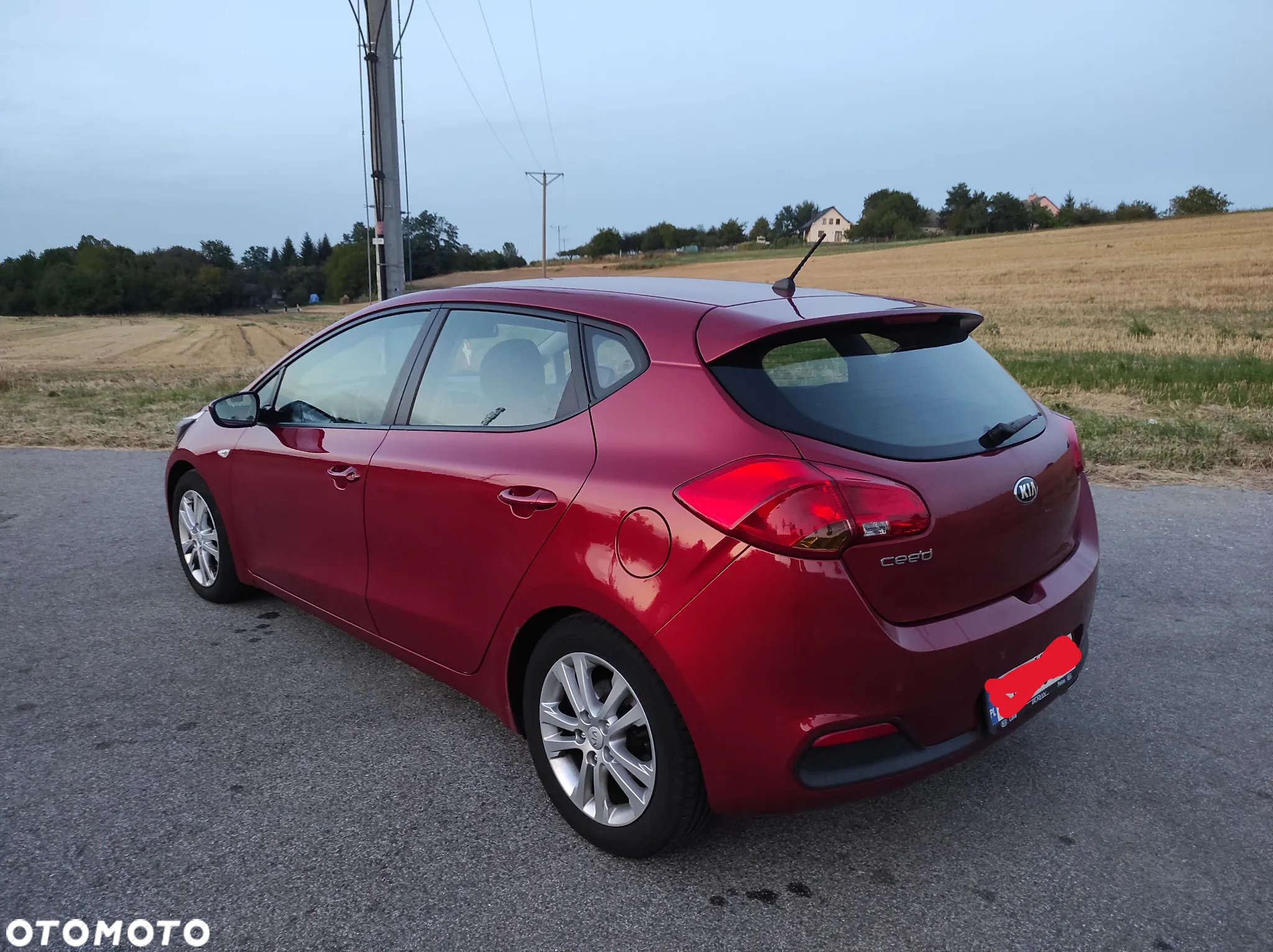 Kia Ceed Cee'd 1.4 L - 8