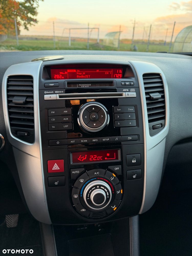Kia Venga - 35