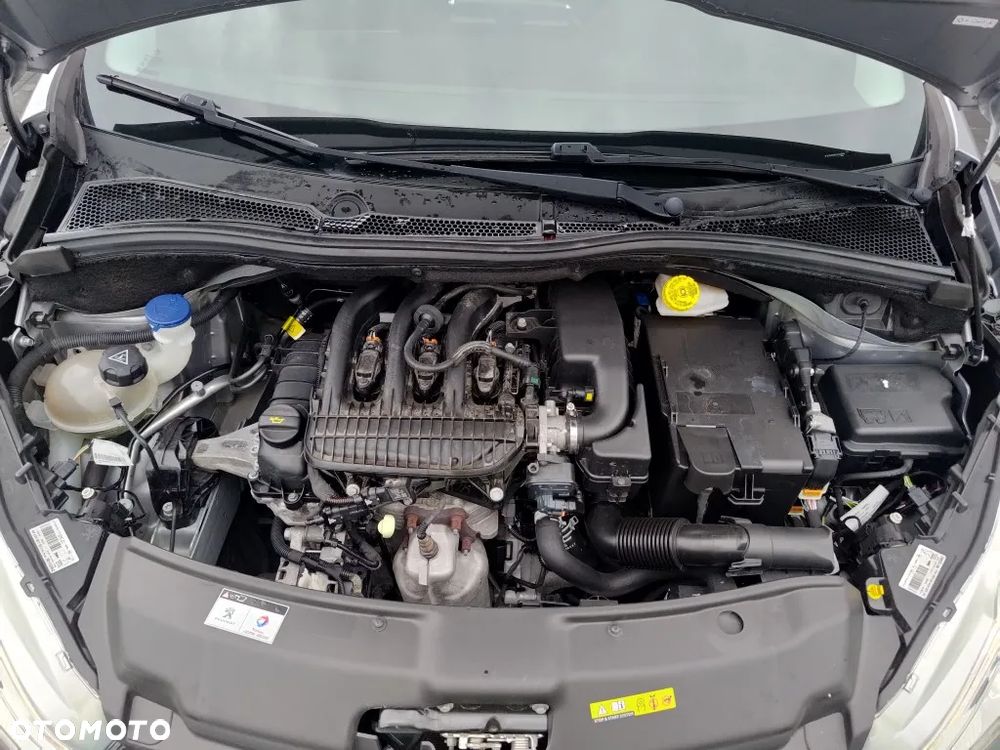 Peugeot 208 PureTech 82 Stop & Start Signature - 26
