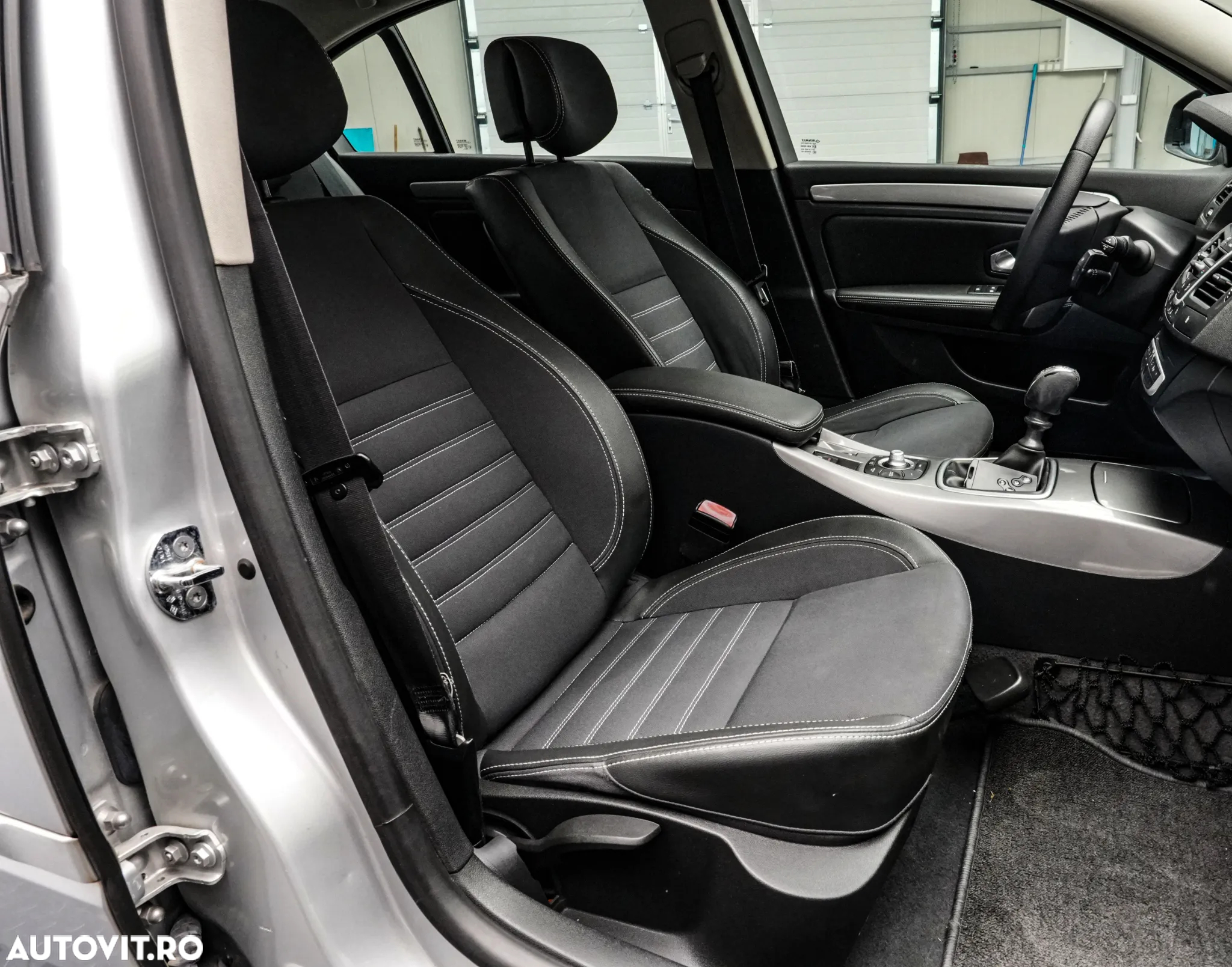 Renault Laguna Navi 2.0dCi Dynamique - 15