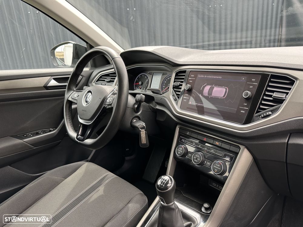 VW T-Roc - 10