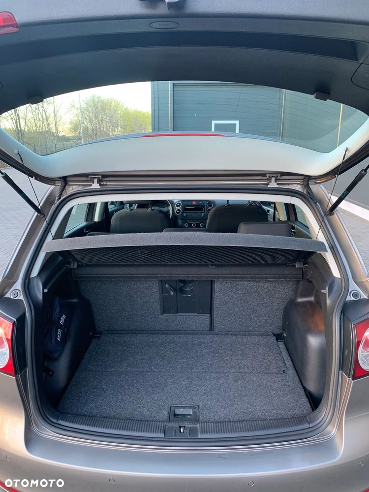 Volkswagen Golf Plus - 13