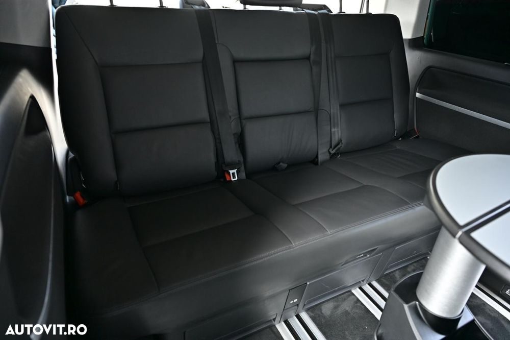 Volkswagen Multivan - 22