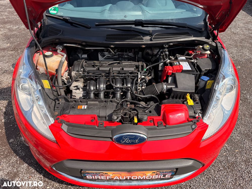 Ford Fiesta 1.25i Ghia - 14