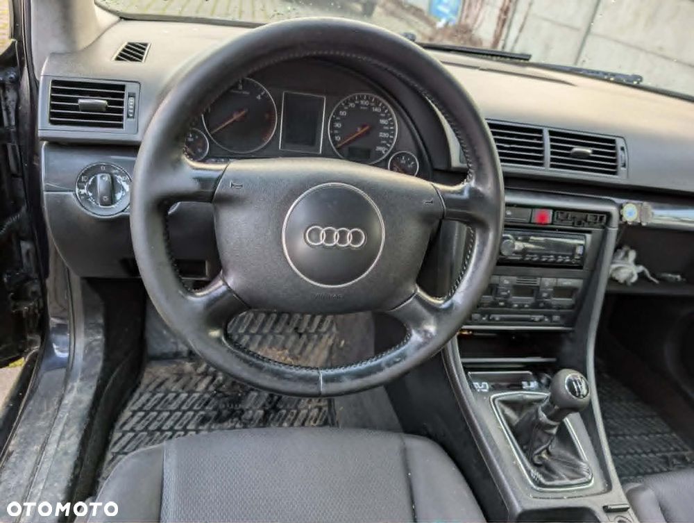 Audi A4 Avant 1.9 TDI - 10