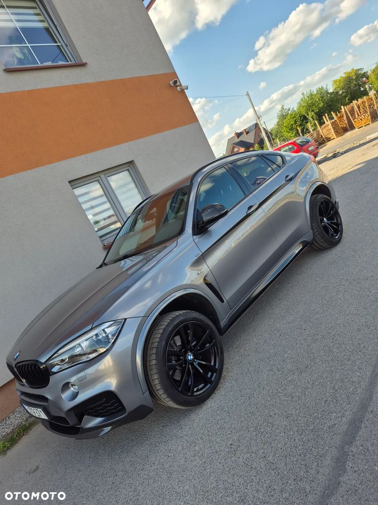 BMW X6 xDrive40d - 10