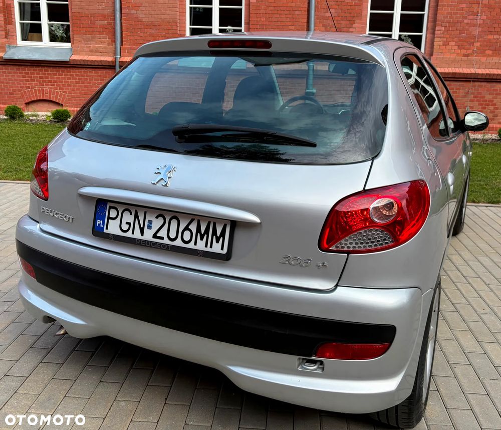 Peugeot 206 - 24