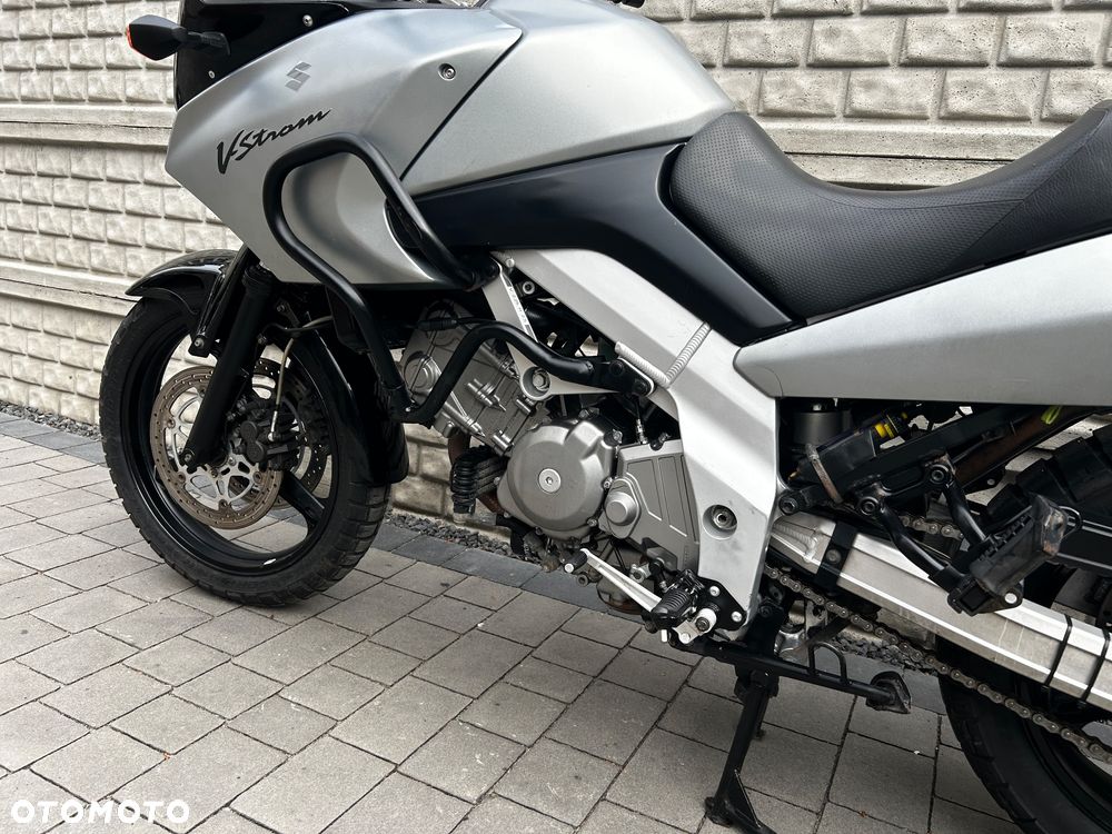 Suzuki V-STROM - 12