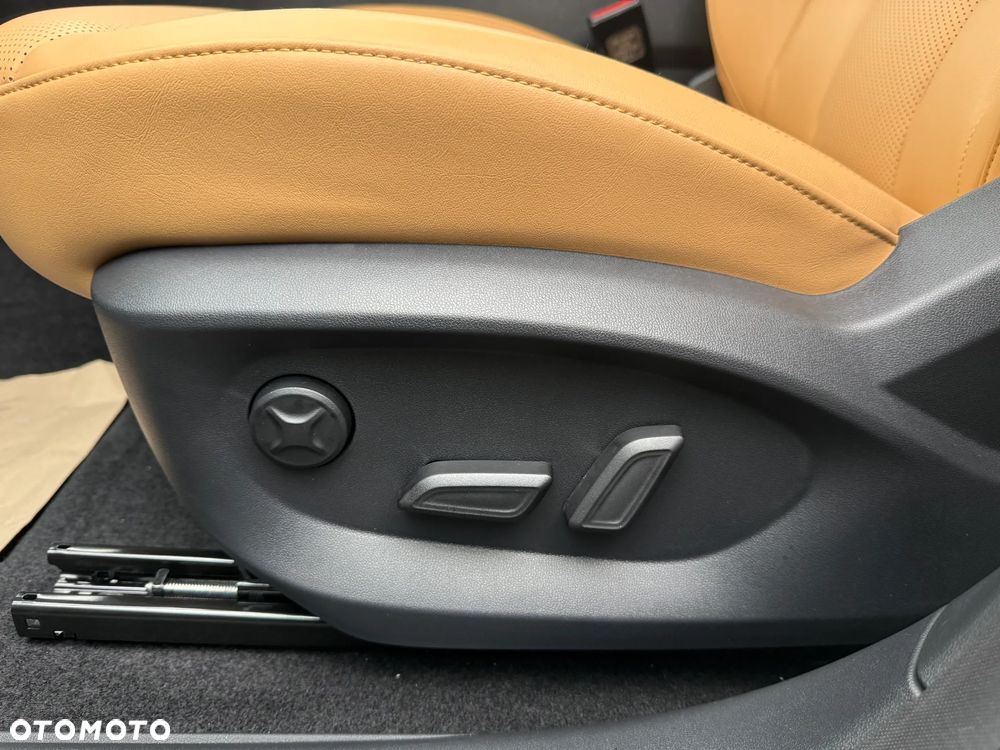 MG HS 1.5T HEV+ Exclusive - 23