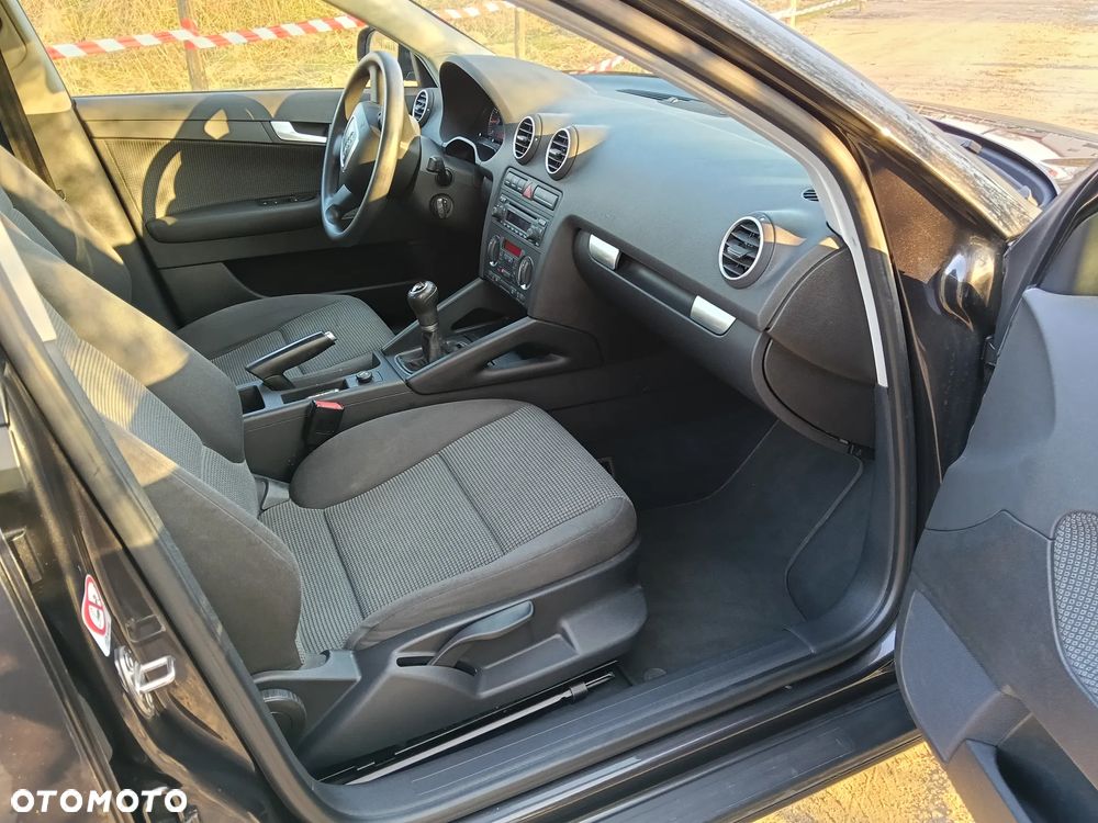 Audi A3 Sportback 1.6 Attraction - 7
