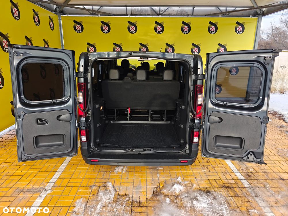 Renault Trafic - 13